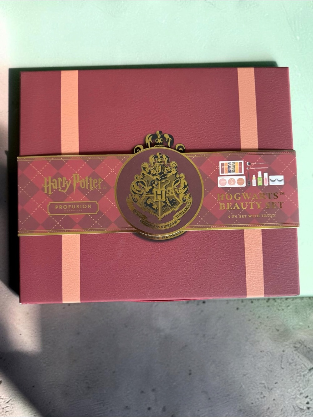 Harry Potter Hogwarts Beauty Set NEW